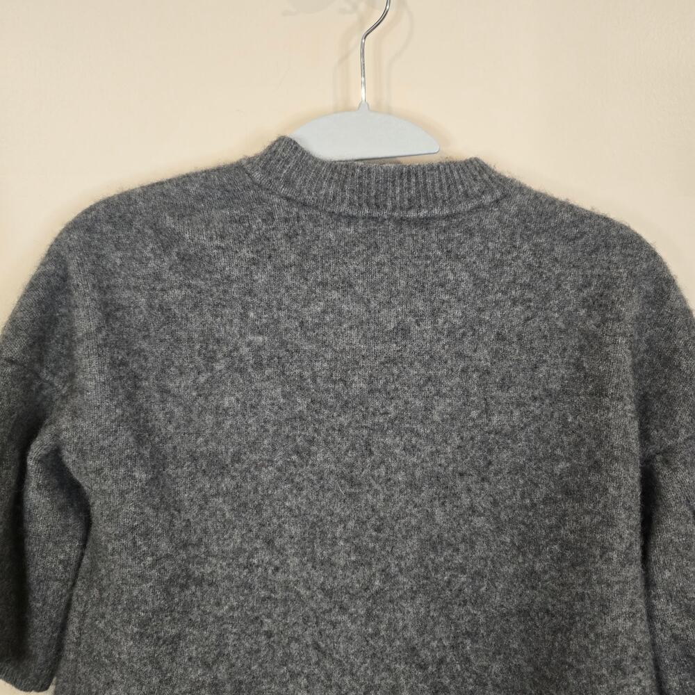 Women's Vince Gray Cashmere 3 Button Sweater Cropped Cardigan | Size Medium - Picture 7 of 11
